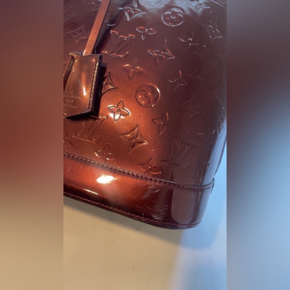 Louis Vuitton Alma GM Amaranti Vernis Satchel - Picture 6 of 7